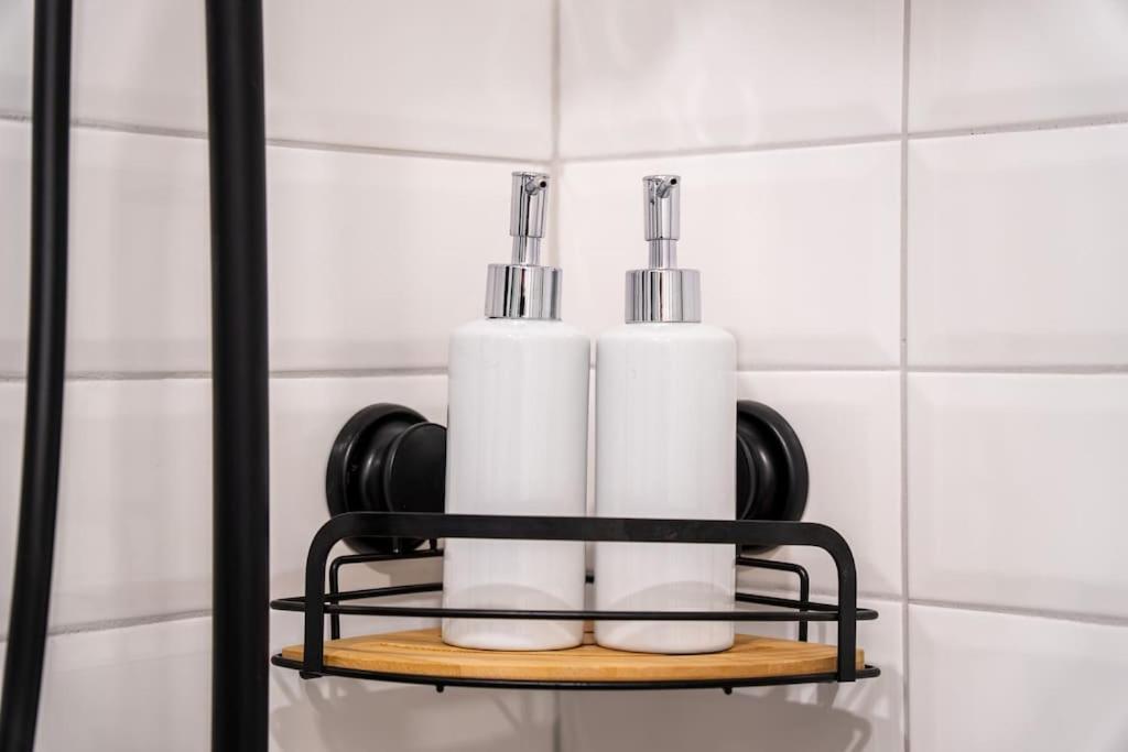 Modern Flat In Old Town Kaunas - Free Parking & Self Check-In Exterior foto